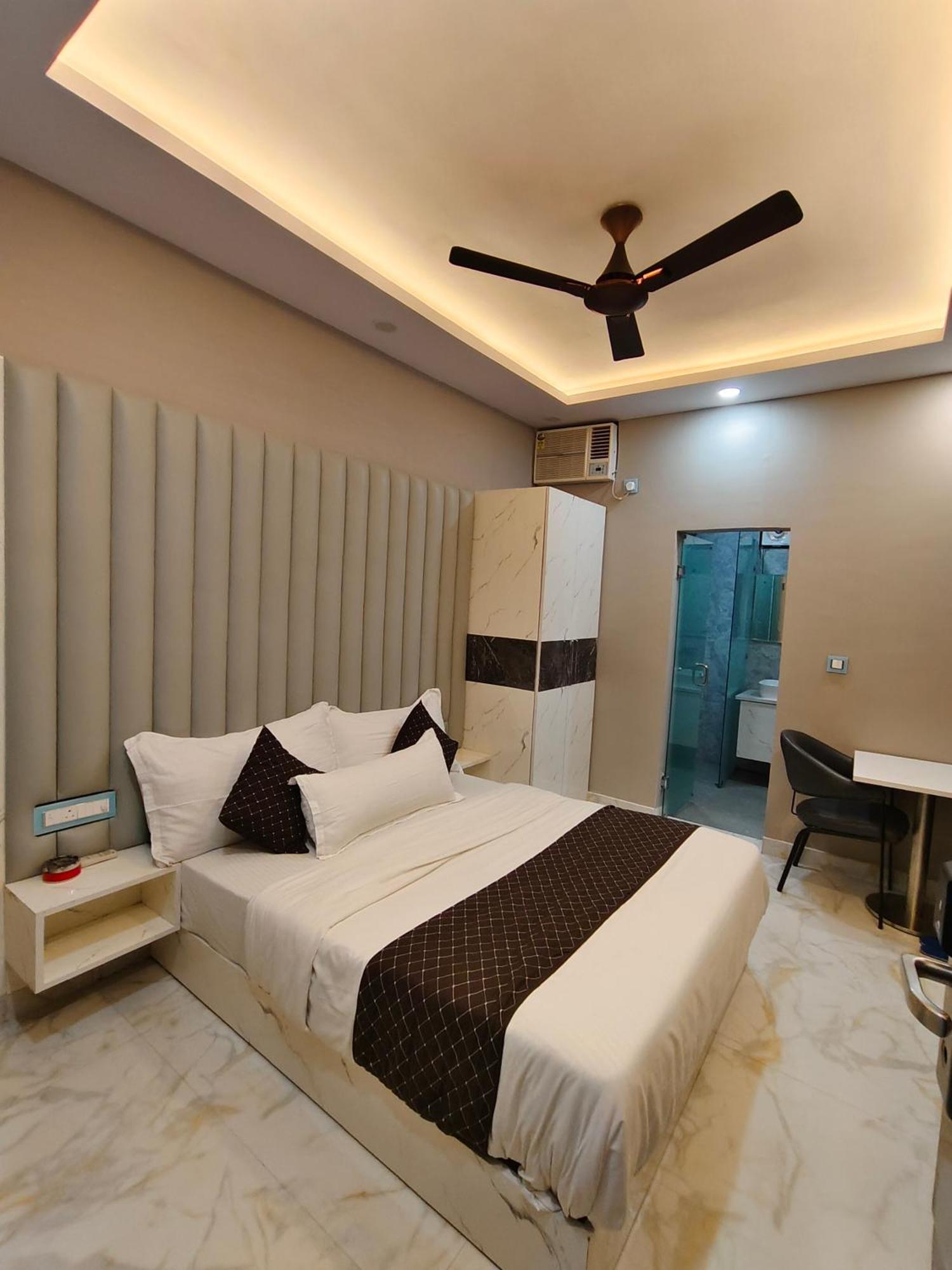 Hotel New Imperial Ghaziabad Exterior foto